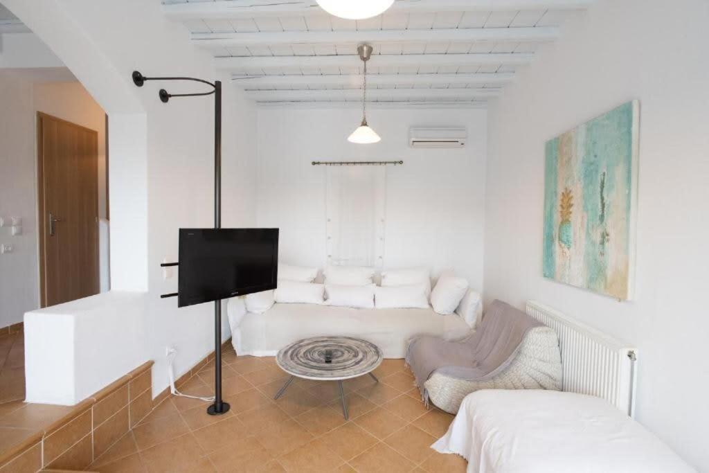 Dreamscape Cozy 3-bedroom Mykonos Hideaway Apartment Ano Mera