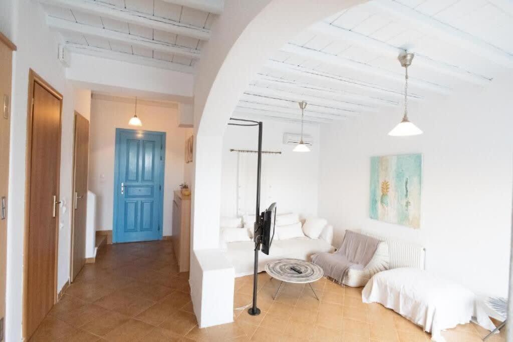 Dreamscape Cozy 3-bedroom Mykonos Hideaway Apartment Ano Mera