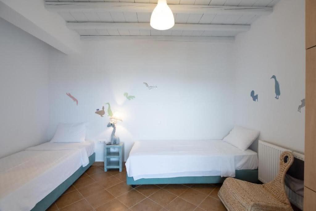 Dreamscape Cozy 3-bedroom Mykonos Hideaway Apartment