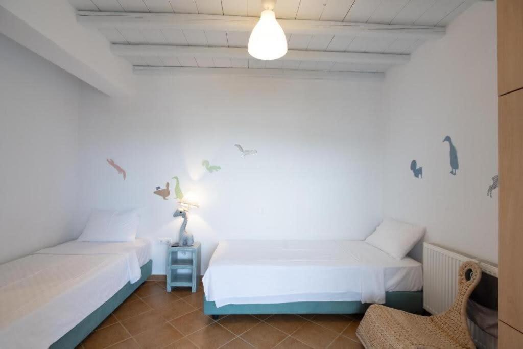 Dreamscape Cozy 3-bedroom Mykonos Hideaway *